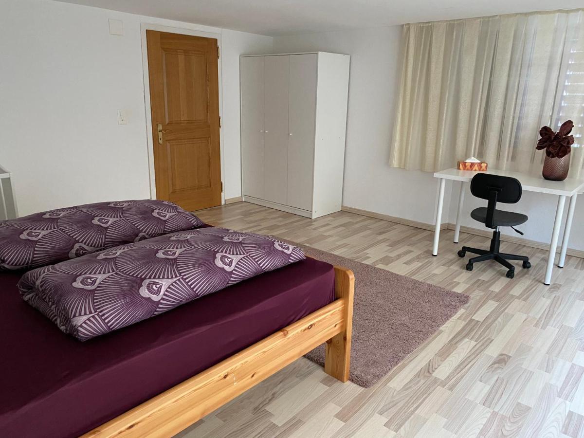 Apartamento Haus Wiggis Netstal Exterior foto